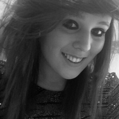 Profile Picture of Lucy Hadfield (@poopoo99) on Twitter