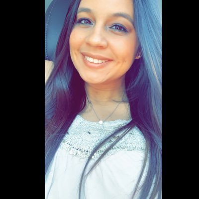 Profile Picture of Christina R. Oliver (@c_oliverrrr) on Twitter