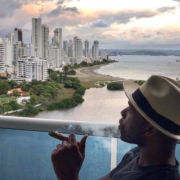 Profile Picture of Darius Knox (@dknox230) on Poshmark