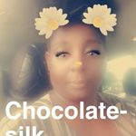 Profile Picture of Elizabeth Dempsey (@chocolatesilk38dd) on Instagram