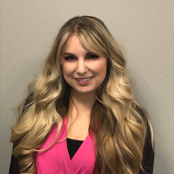 Krista Bilke - Poshmark Profile Picture of Krista Bilke (@krista_ann92) on Poshmark