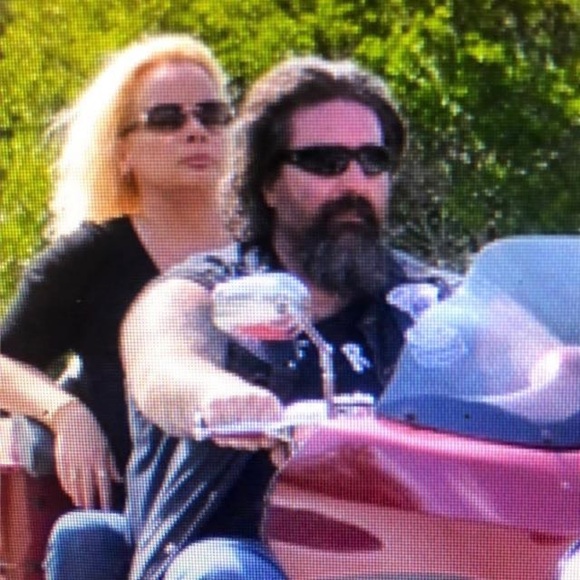 Profile Picture of Lisa Appel (@la40833) on Poshmark