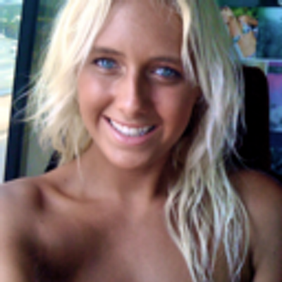 Profile Picture of Ellie-Jean Coffey (@ellieJcoffey) on Twitter