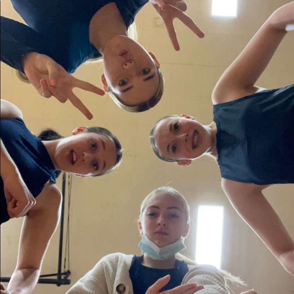 Profile Picture of Kiarah Wilmsen (@kiarah29) on Poshmark