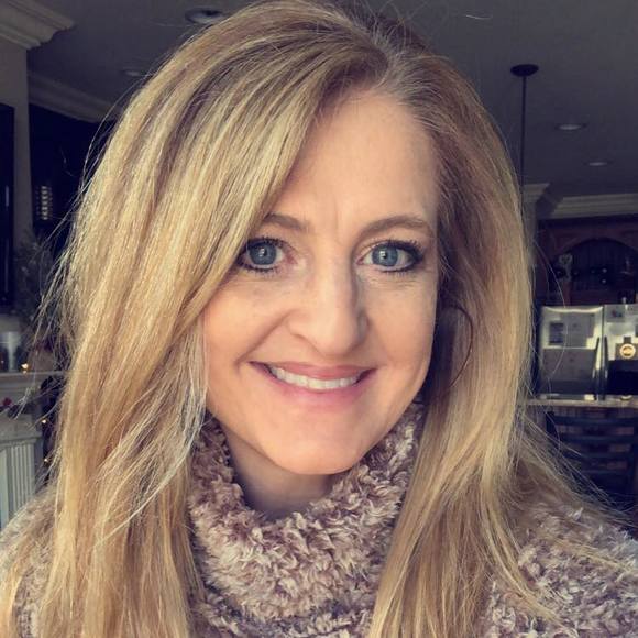 Profile Picture of Monica Severt (@mommyca23) on Poshmark