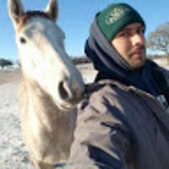 Profile Picture of Fernando Lopez (@fer1985agri) on Poshmark
