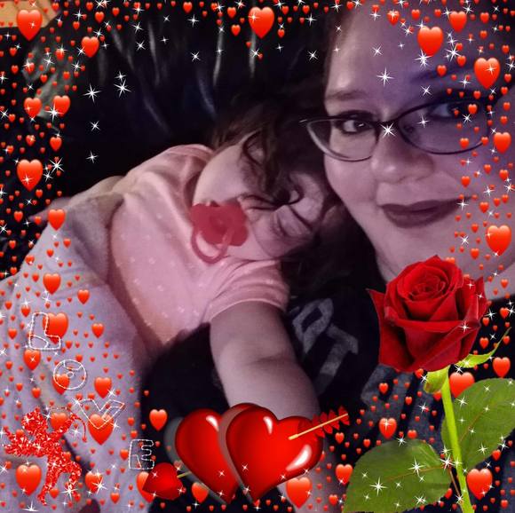 Profile Picture of Heidi Halverson (@hrhalverson92) on Poshmark