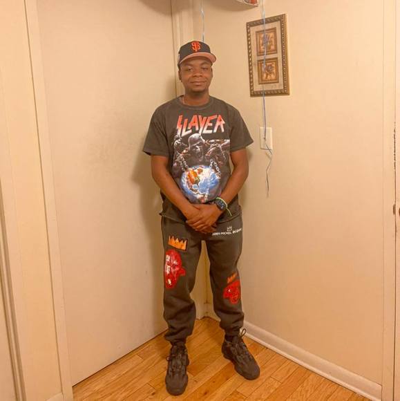 Profile Picture of Joshua Ben (@whatsgood180) on Poshmark