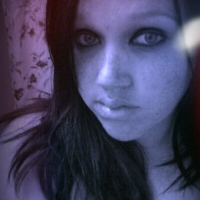 Profile Picture of Heather  Lowery (@XxAphroditexX22) on Twitter