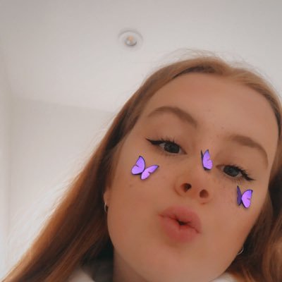 Profile Picture of Holly Mitchell (@_mitchellholly) on Twitter