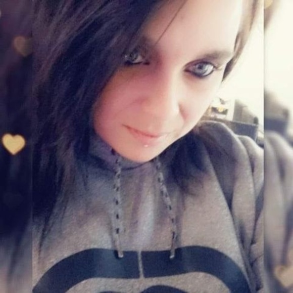 Profile Picture of Jessyca-roxanne Gauker (@gauker2021) on Poshmark