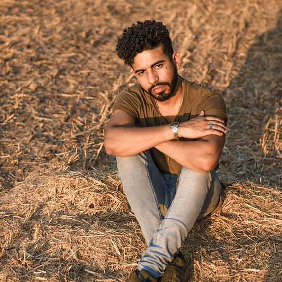 Profile Picture of Gabriel Peralta (@gabriel7772010) on Poshmark