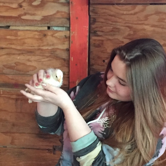 Profile Picture of Ariel Ness (@princess51405) on Poshmark