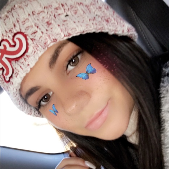 Sam Ramacca - Poshmark Profile Picture of Sam Ramacca (@samantha23456) on Poshmark