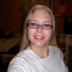 Profile Picture of Jennifer House (@jpaciga) on Myspace