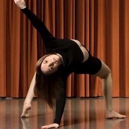 Profile Picture of Chloe Stubbs (@ChloeS_Dance) on Twitter