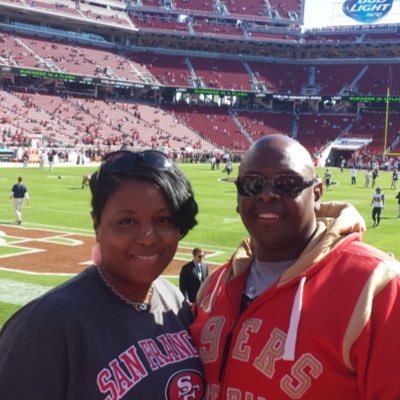 Profile Picture of Robert Darnell (@Darnell1974) on Twitter