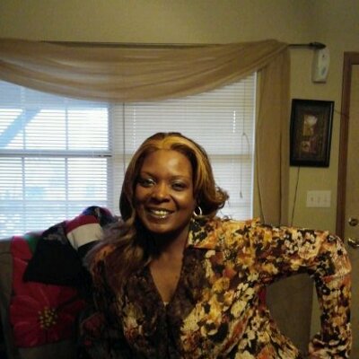 Profile Picture of Antonette Moore (@moore_753) on Twitter
