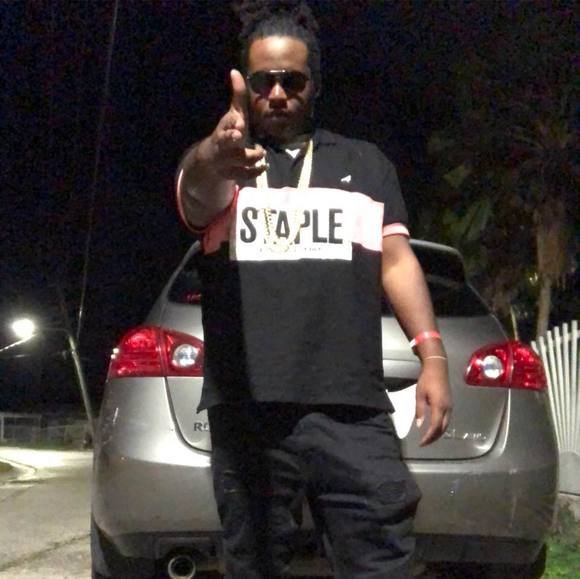 Traquon Springette - Poshmark Profile Picture of Traquon Springette (@traquon21) on Poshmark