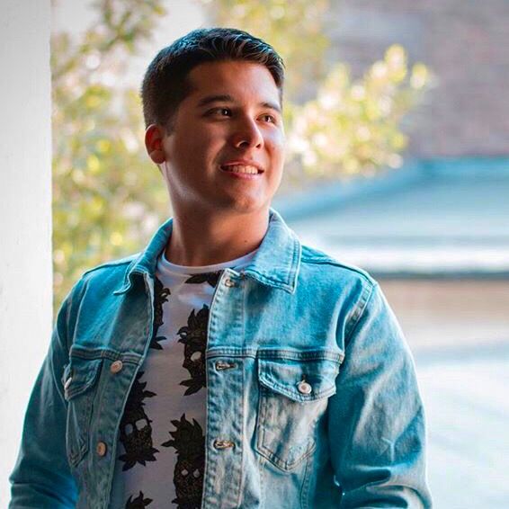 Profile Picture of Jota Pizarro (@jotapizarro) on Tiktok