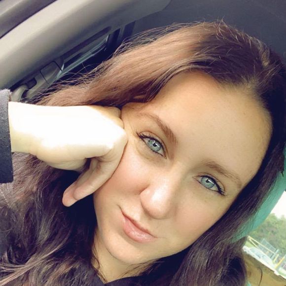 Profile Picture of Tory Yarko (@toryyarko) on Poshmark