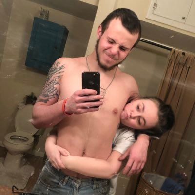 Profile Picture of Josh (@JoshDove50) on Twitter