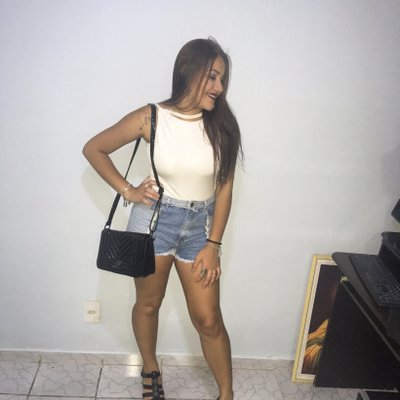 Profile Picture of Paulinha Britto (@AnaPaul98458603) on Twitter