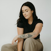 Profile Picture of Sarah Thorpe Photography (@sarahthorpephotography) on Youtube