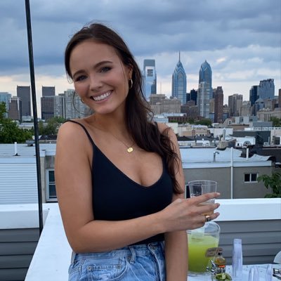 Profile Picture of Bridget Plunkett (@PLUNKin_donuts) on Twitter