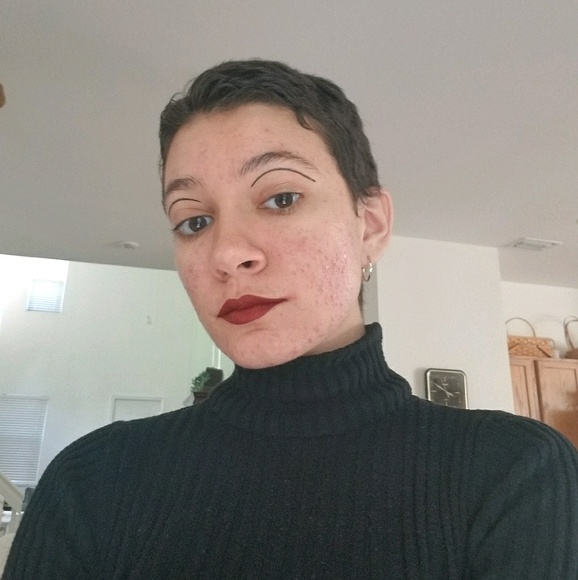 Profile Picture of Alex Ortegon (@dialtonebabe) on Poshmark