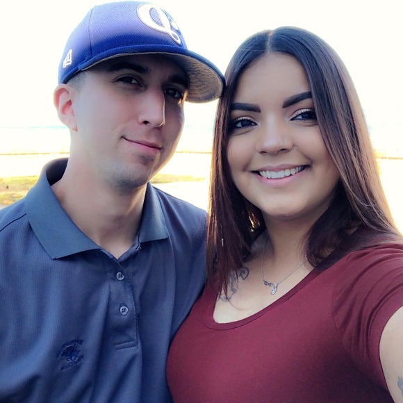 Profile Picture of Amber Bracamontes (@amberb90) on Poshmark