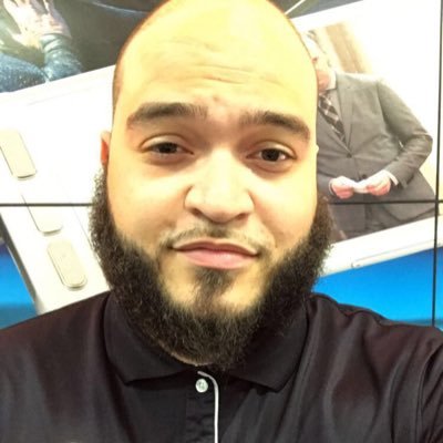 Profile Picture of Emanuel Castillo (@MannyCastillo__) on Twitter