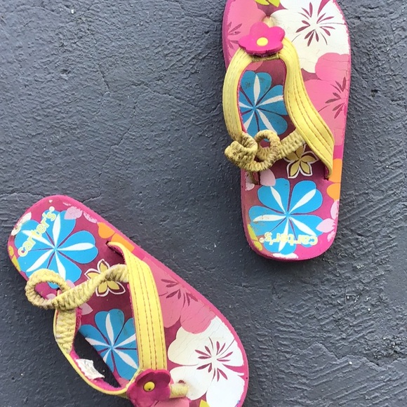 Profile Picture of Joyce Reitz (@floweringcherry) on Poshmark