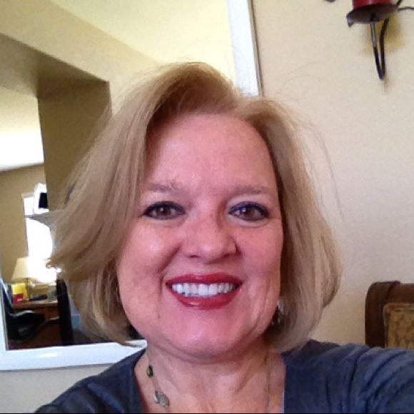 Profile Picture of Muriel Austad (@999) on Poshmark