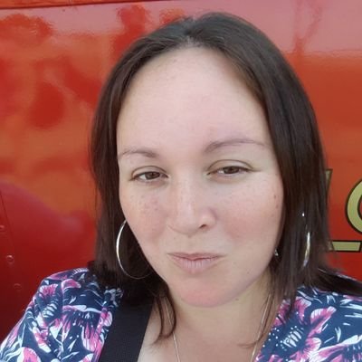 Profile Picture of Stacey Moss (@StaceyBarry1) on Twitter