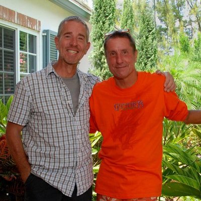 Robert Rolston - Twitter Profile Picture of Robert Rolston (@gavinonthebeach) on Twitter