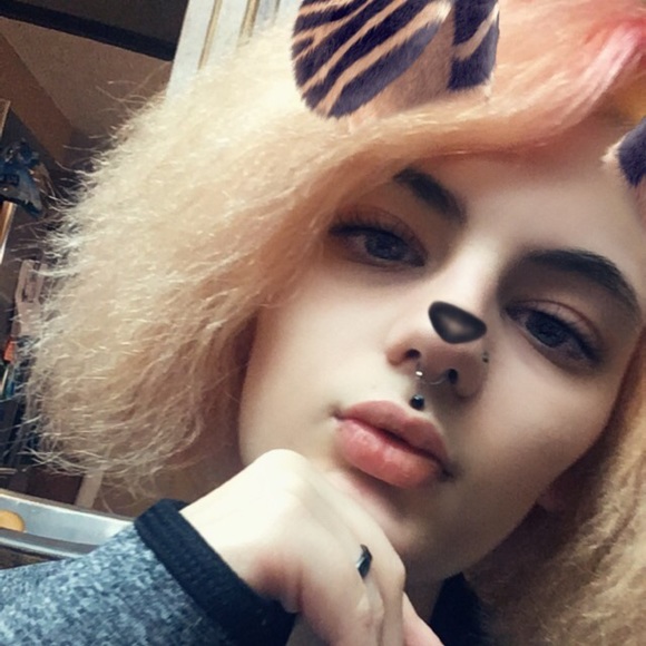 Profile Picture of Mariah Hayes (@mariahferryman) on Poshmark