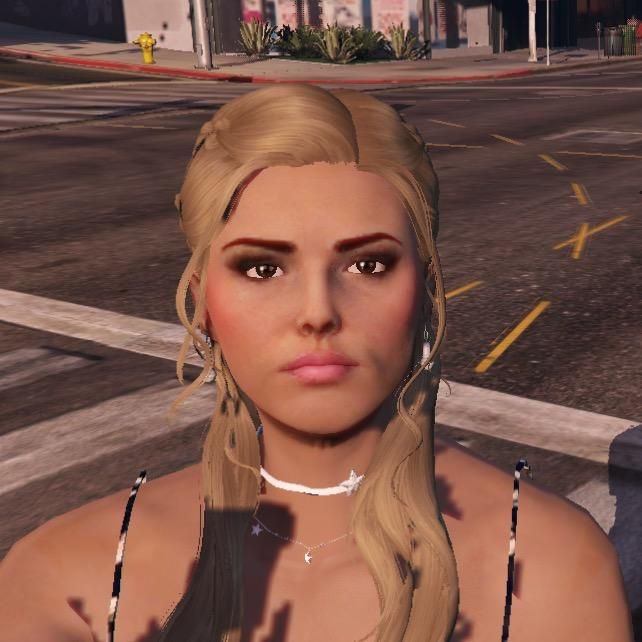 Profile Picture of Candice Kream (@candicekream) on Tiktok