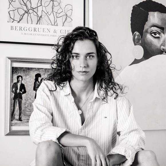 Profile Picture of Perrine Renard (@perrinerenard) on Poshmark