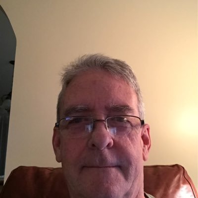 Profile Picture of David Huinker (@DavidHuinker) on Twitter