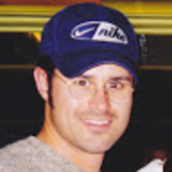 Profile Picture of Jonathan Getto (@jonathangetto) on Poshmark