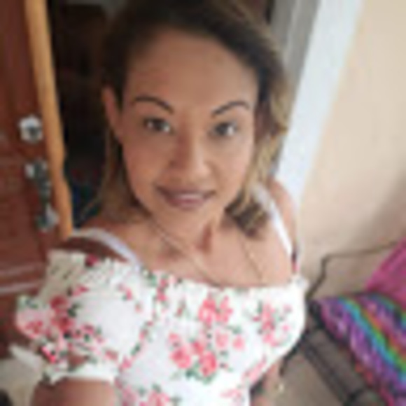 Profile Picture of Maritza Herrera (@maritzaherre684) on Poshmark