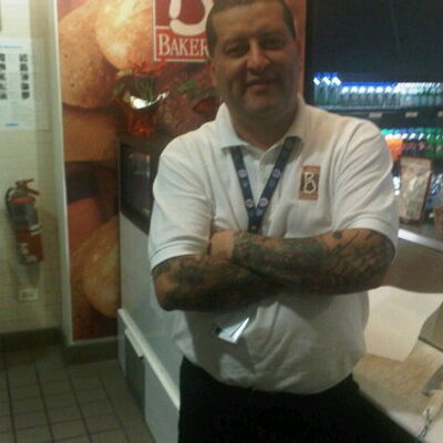 Profile Picture of Carlos Perla (@carlosperla0023) on Twitter