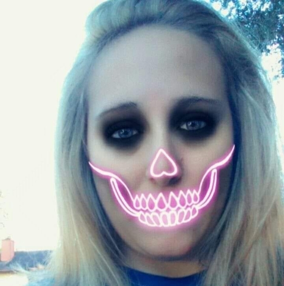 Profile Picture of Jenna Levy (@jennalevy840) on Poshmark