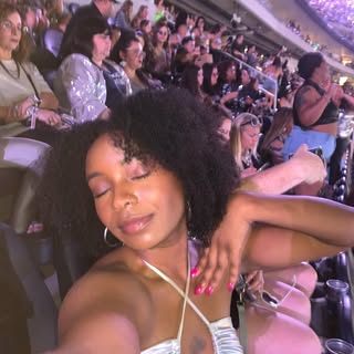 Profile Picture of 💫⭐️🌕 (@audra.gibbs) on Instagram