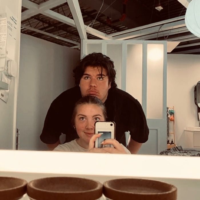 Profile Picture of Bobbybuttons Luv (@bobbybuttonsluv1) on Tiktok