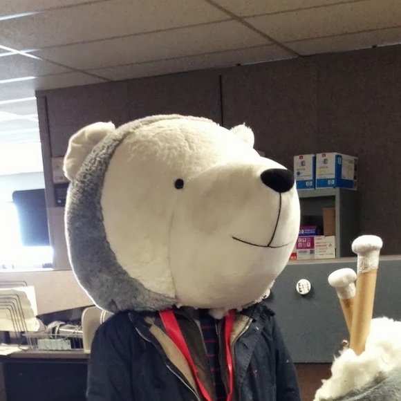 Profile Picture of John Angus (@johnangus3) on Poshmark