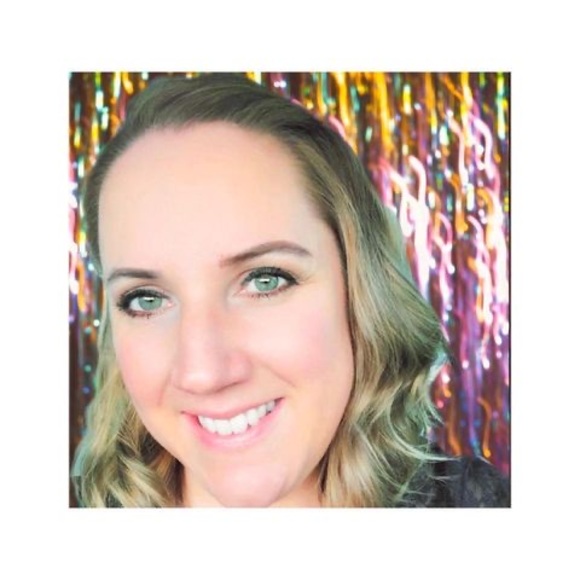 Profile Picture of Whitney Shafer reijonen (@flutterinby09) on Poshmark