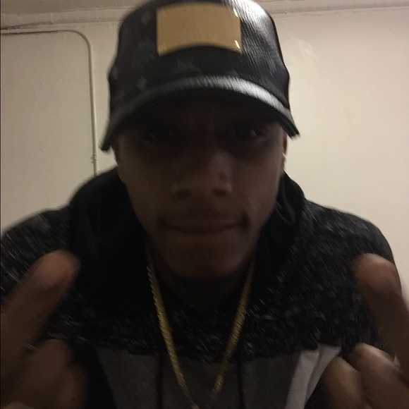 Profile Picture of Bryan Menefee (@bryanm2018) on Poshmark