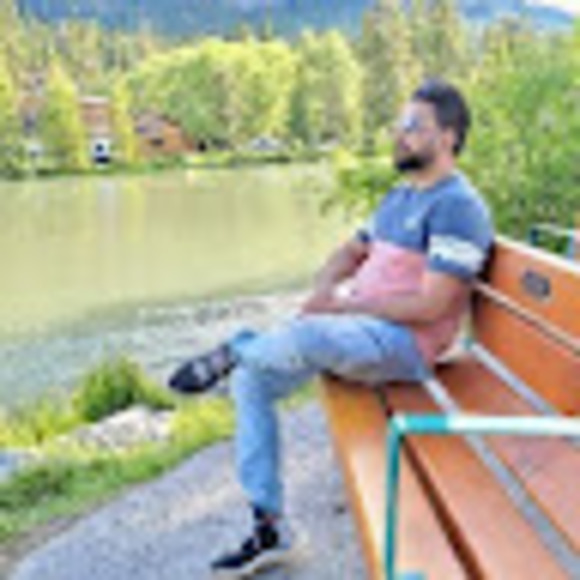 Profile Picture of Deepak Bhrigu (@deepakbhrigu) on Poshmark